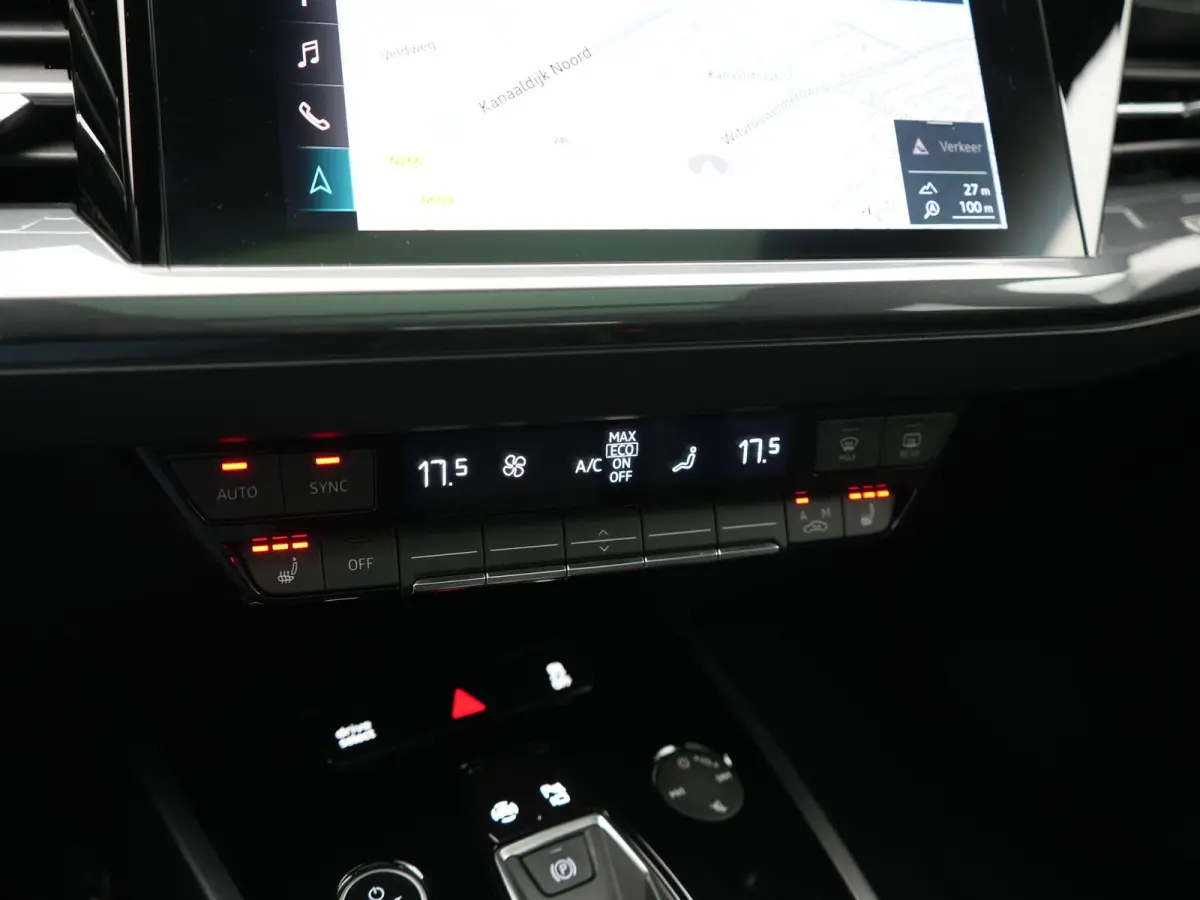 35 2x S Line 55 kWh 170pk Dealer O.H. | Panodak | Lederen Sportstoelen Memory | Adaptive Cruise | Head Up | 360 Camera | Sonos Audio | Matrix LED | Keyless | Blis | Apple Carplay | Navigatie