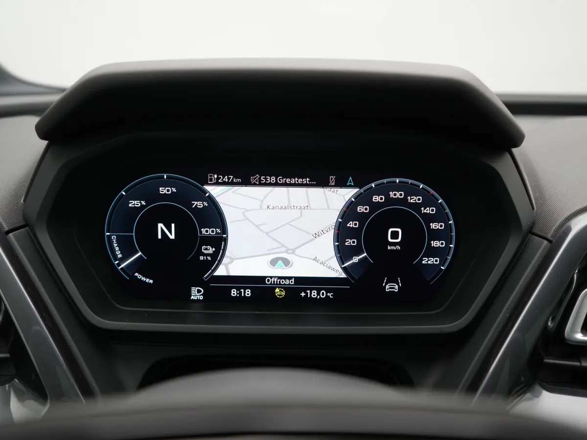 35 2x S Line 55 kWh 170pk Dealer O.H. | Panodak | Lederen Sportstoelen Memory | Adaptive Cruise | Head Up | 360 Camera | Sonos Audio | Matrix LED | Keyless | Blis | Apple Carplay | Navigatie