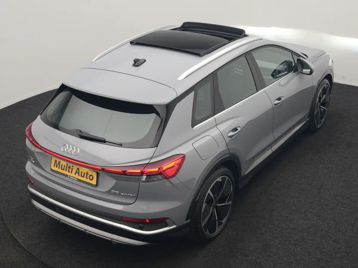 35 2x S Line 55 kWh 170pk Dealer O.H. | Panodak | Lederen Sportstoelen Memory | Adaptive Cruise | Head Up | 360 Camera | Sonos Audio | Matrix LED | Keyless | Blis | Apple Carplay | Navigatie