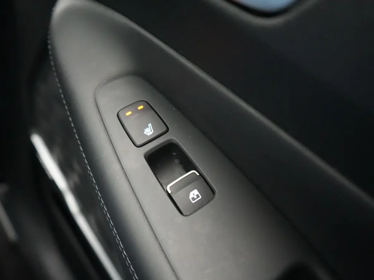 1.6 T-GDI PHEV Premium Sky 266pk Dealer O.H. | Panodak | Adaptive Cruise | Head Up | 360 Camera | Krell Audio | Lederen Sportstoelen Memory & Ventilatie | Keyless | Blis | Stoelen & Stuur Ve