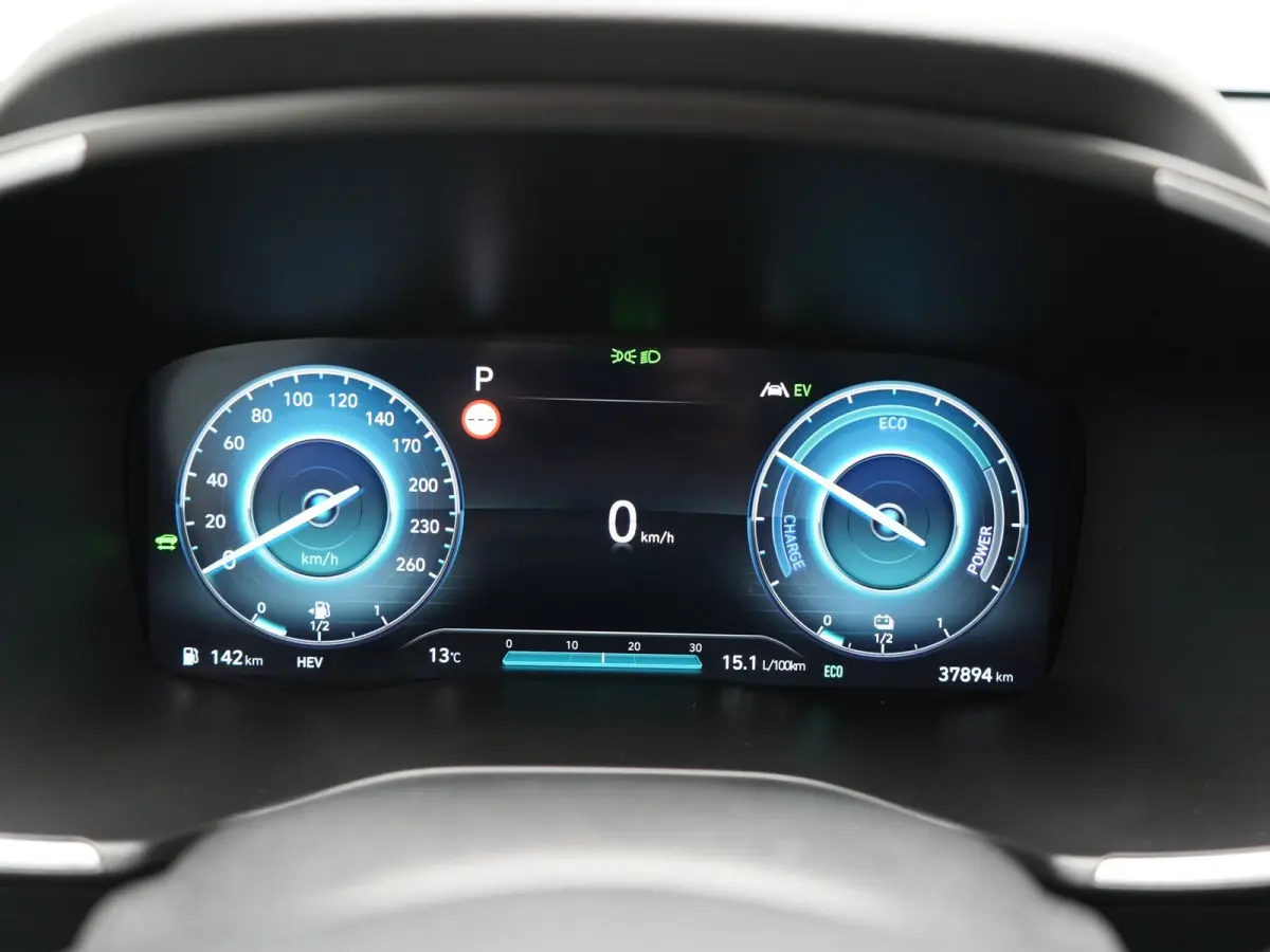 1.6 T-GDI PHEV Premium Sky 266pk Dealer O.H. | Panodak | Adaptive Cruise | Head Up | 360 Camera | Krell Audio | Lederen Sportstoelen Memory & Ventilatie | Keyless | Blis | Stoelen & Stuur Ve