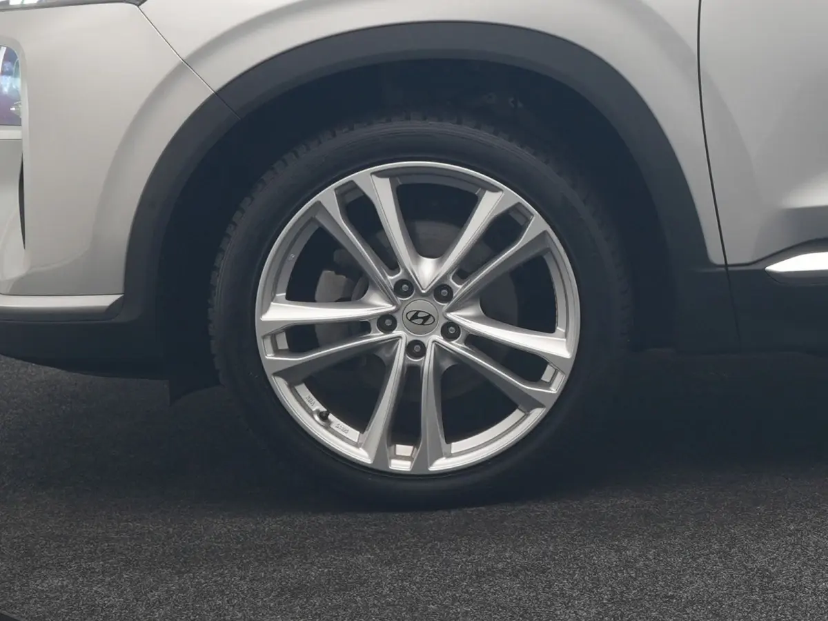 1.6 T-GDI PHEV Premium Sky 266pk Dealer O.H. | Panodak | Adaptive Cruise | Head Up | 360 Camera | Krell Audio | Lederen Sportstoelen Memory & Ventilatie | Keyless | Blis | Stoelen & Stuur Ve