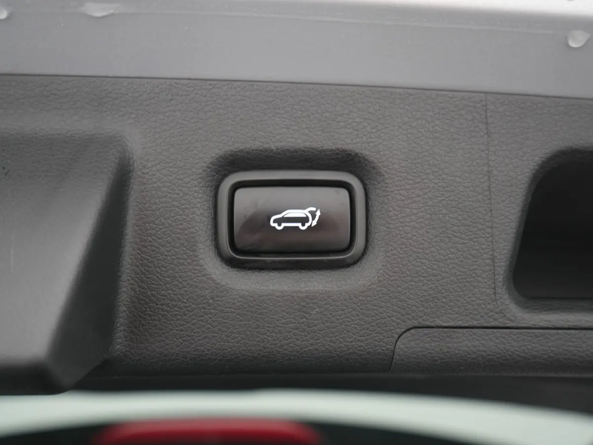 1.6 T-GDI PHEV Premium Sky 266pk Dealer O.H. | Panodak | Adaptive Cruise | Head Up | 360 Camera | Krell Audio | Lederen Sportstoelen Memory & Ventilatie | Keyless | Blis | Stoelen & Stuur Ve