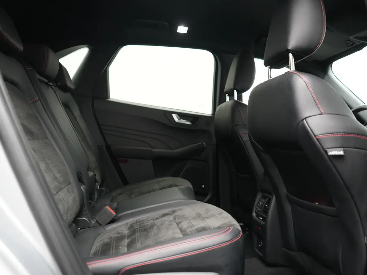 2.5 ST-Line X PHEV 225pk Dealer O.H | Trekhaak Af Fabriek | Adaptive Cruise | 360 Camera | Head Up | Alcantara Sportstoelen Verwarmd | Keyless | Blis | Pilot Assist | Stuurverwarming | Navig