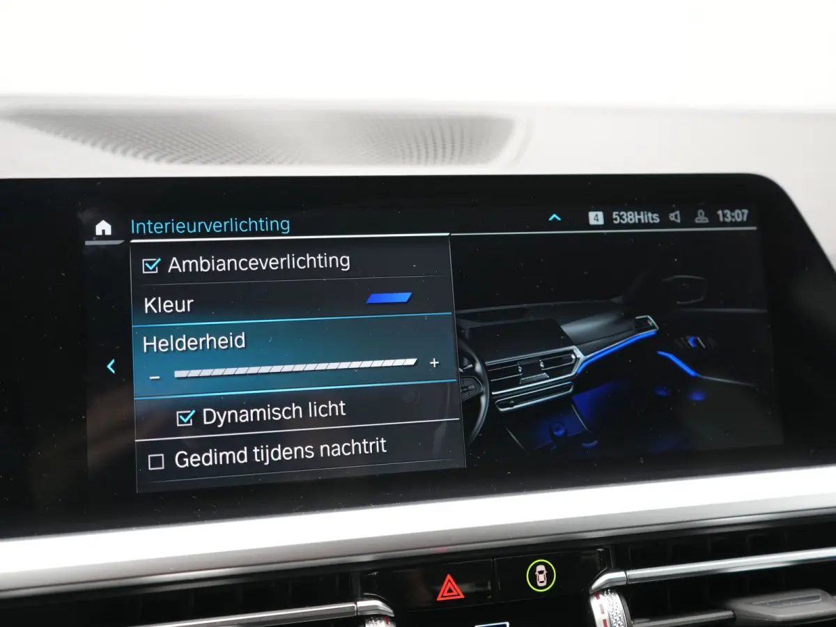 320e xDrive Sportline PHEV 204pk Dealer O.H | SOH 88,1% | Trekhaak Af Fabriek | Camera | Laser LED | Cruise Control | Lederen Sportstoelen Verwarmd | Keyless | Sfeerverlichting | Apple Carpl