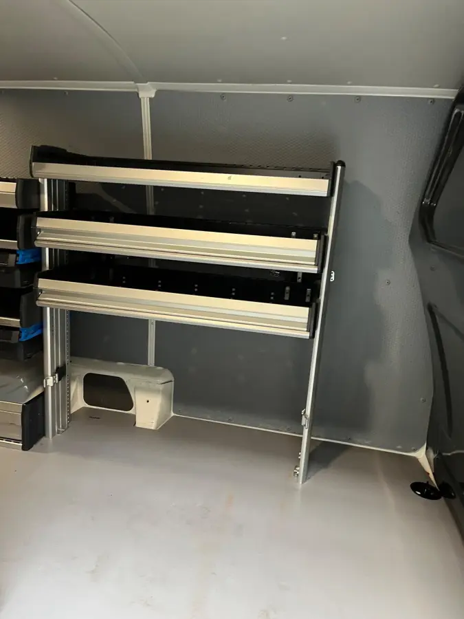 Automaat DSG Servicewagen 2.0 TDI 150pk L2H1 3Persoons Sortimo Inrichting, Airco, Navigatie, RIJKLAARPRIJS!
