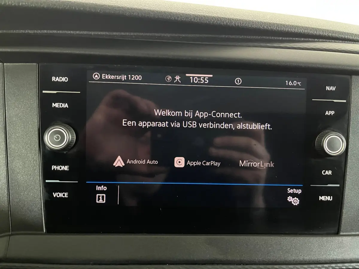 Automaat DSG Servicewagen 2.0 TDI 150pk L2H1 3Persoons Sortimo Inrichting, Airco, Navigatie, RIJKLAARPRIJS!