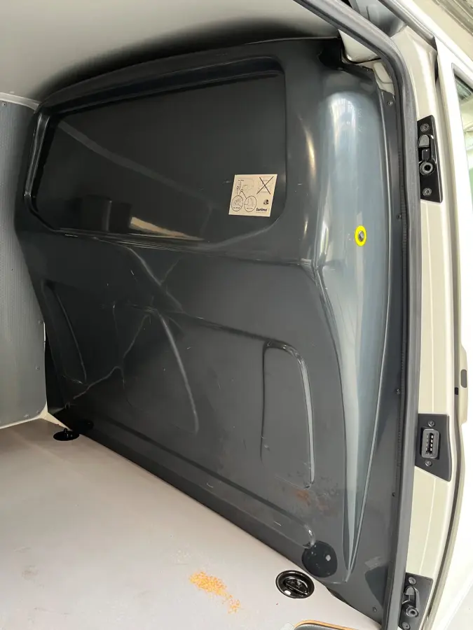 Automaat DSG Servicewagen 2.0 TDI 150pk L2H1 3Persoons Sortimo Inrichting, Airco, Navigatie, RIJKLAARPRIJS!