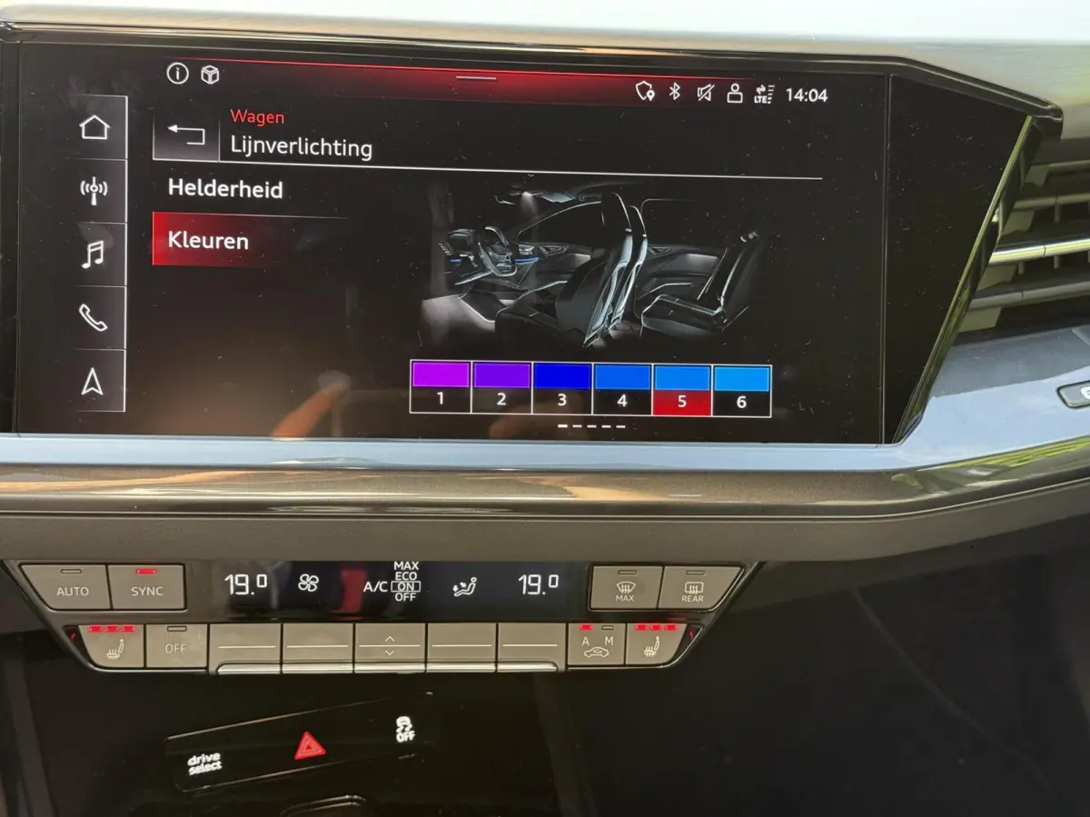 |77kWh|3xSLINE|Nardo Grey|Sonos|Modeljaar 2023