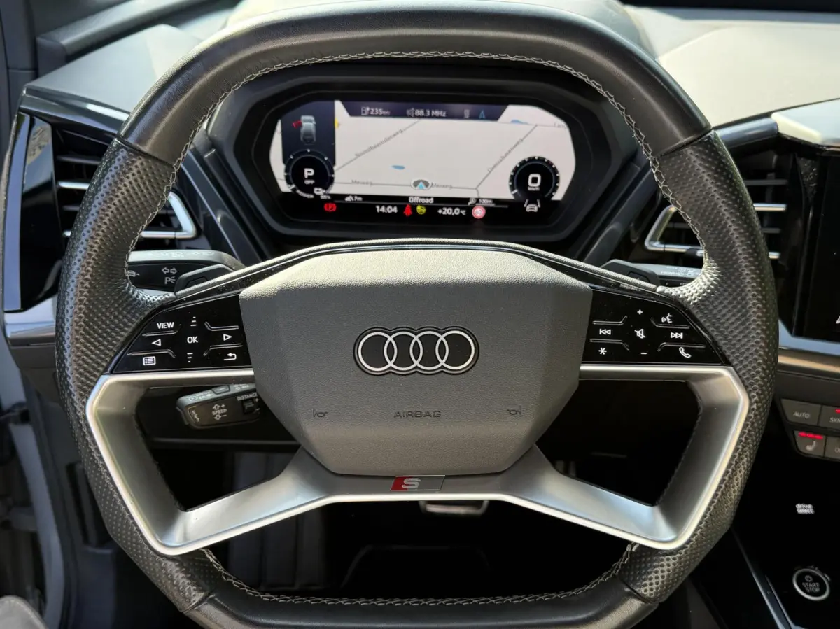 |77kWh|3xSLINE|Nardo Grey|Sonos|Modeljaar 2023