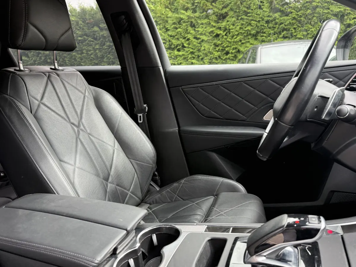 E-Tense Rivoli SOH 93% | PHEV 225pk | Camera | Navi & CarPlay | Leer