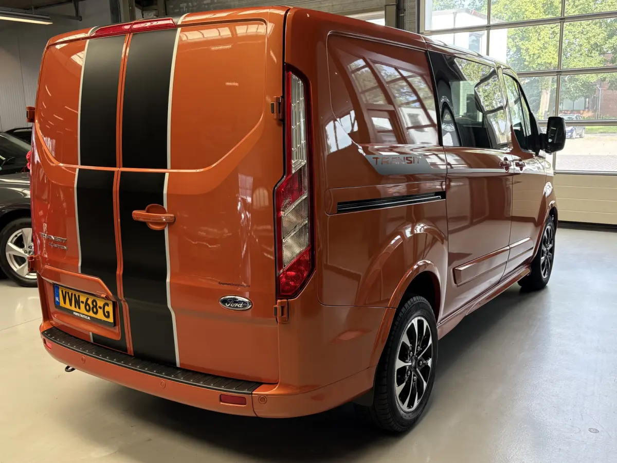 320 2.0 TDCI L1H1 Sport DC Camera, Cruise, PDC
