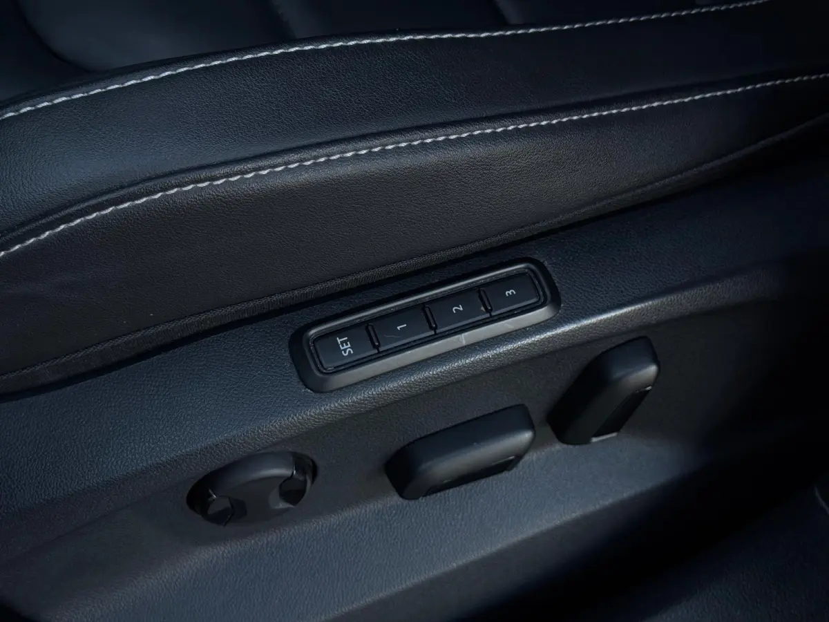 1.5 TSI 3x R-Line FULL PANO|LEDER|CAMERA|ACC|ECC