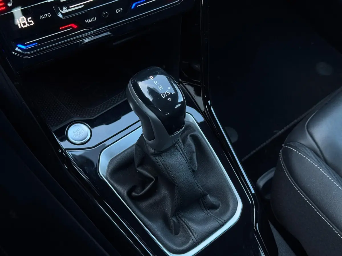 1.5 TSI 3x R-Line FULL PANO|LEDER|CAMERA|ACC|ECC