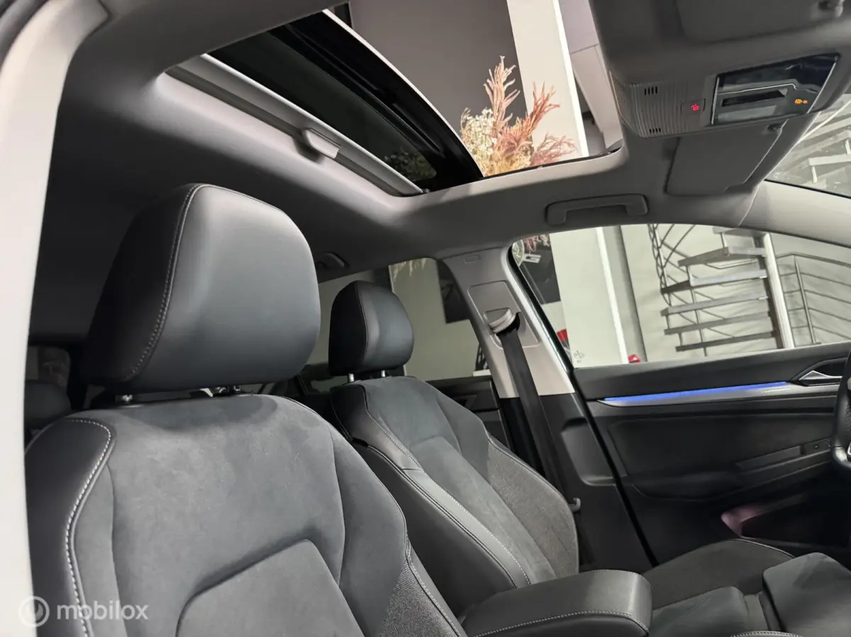 1.5 TSI PANORAMA FACELIFT ! EDITION