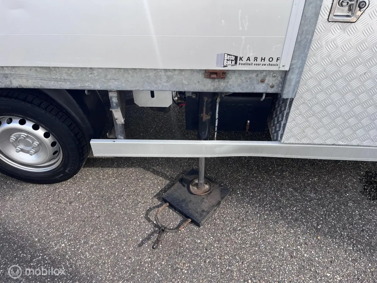 T35 2.3 DCI Open laadbak Pick up EURO 6
