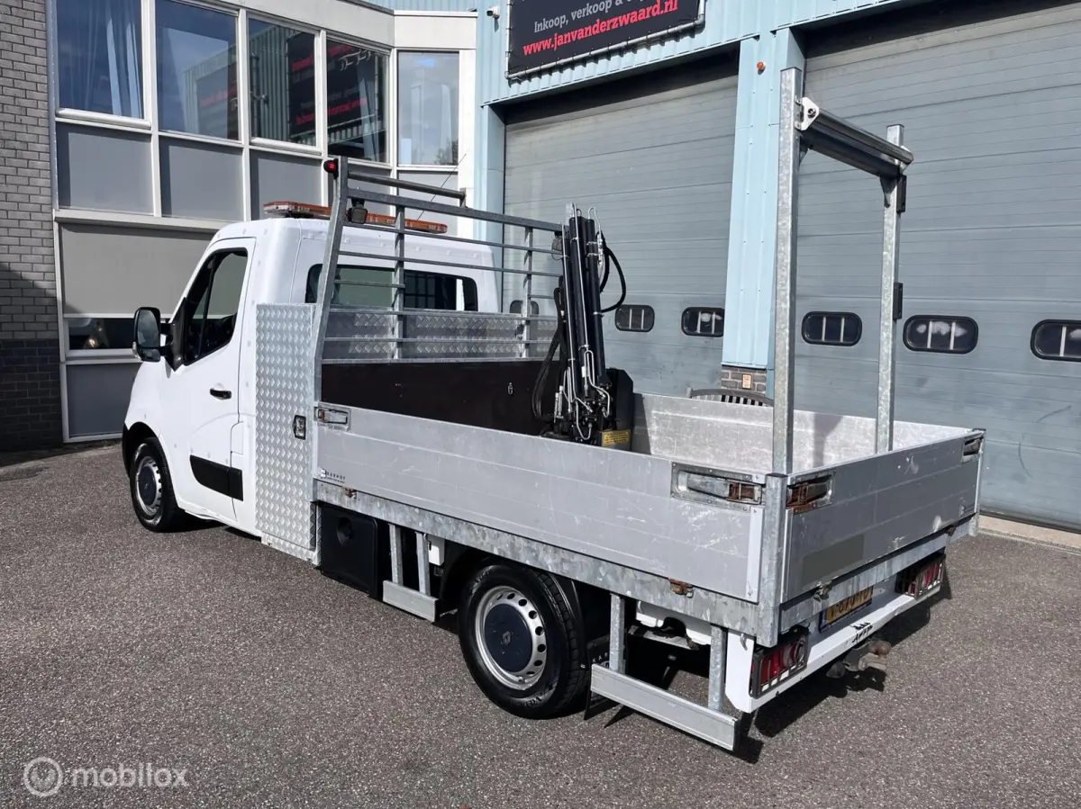 T35 2.3 DCI Open laadbak Pick up EURO 6