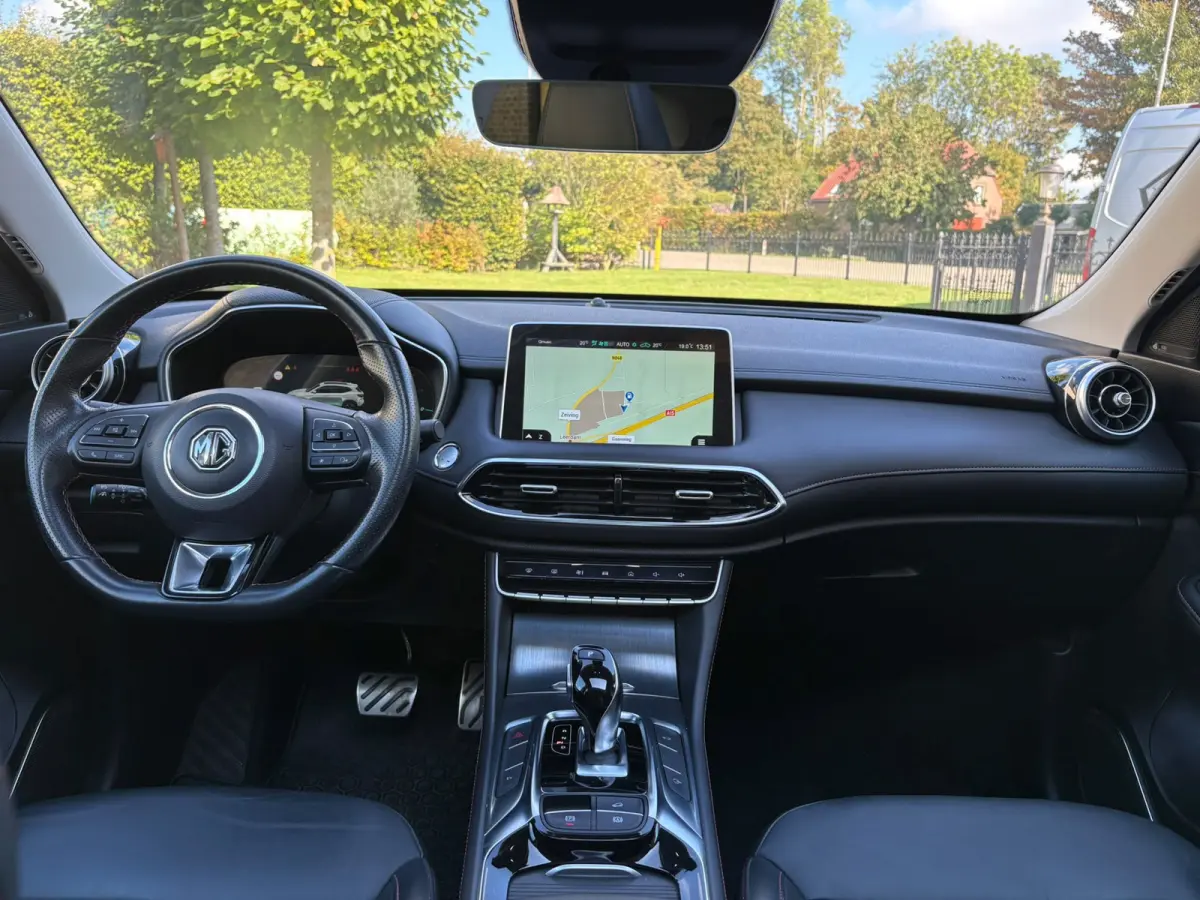 1.5 TGDI Luxury Pano,Trekhaak,SOH 94.62%,Dealer onderh.