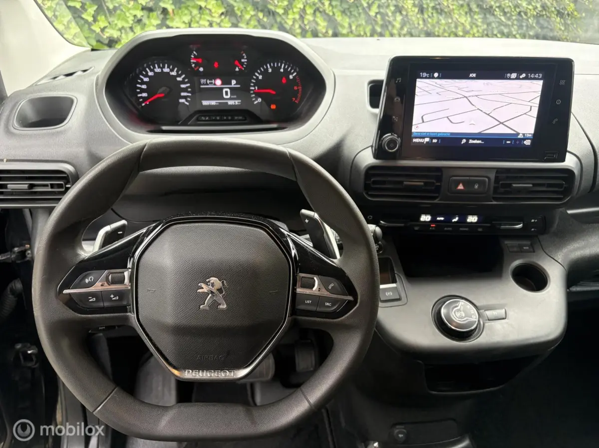 bestel 1.5 BlueHDI Premium