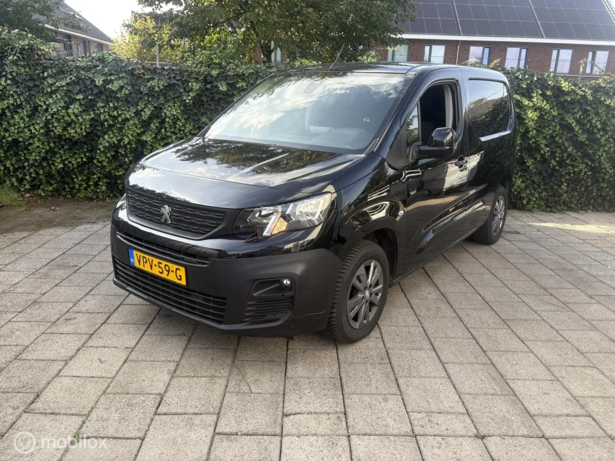 bestel 1.5 BlueHDI Premium