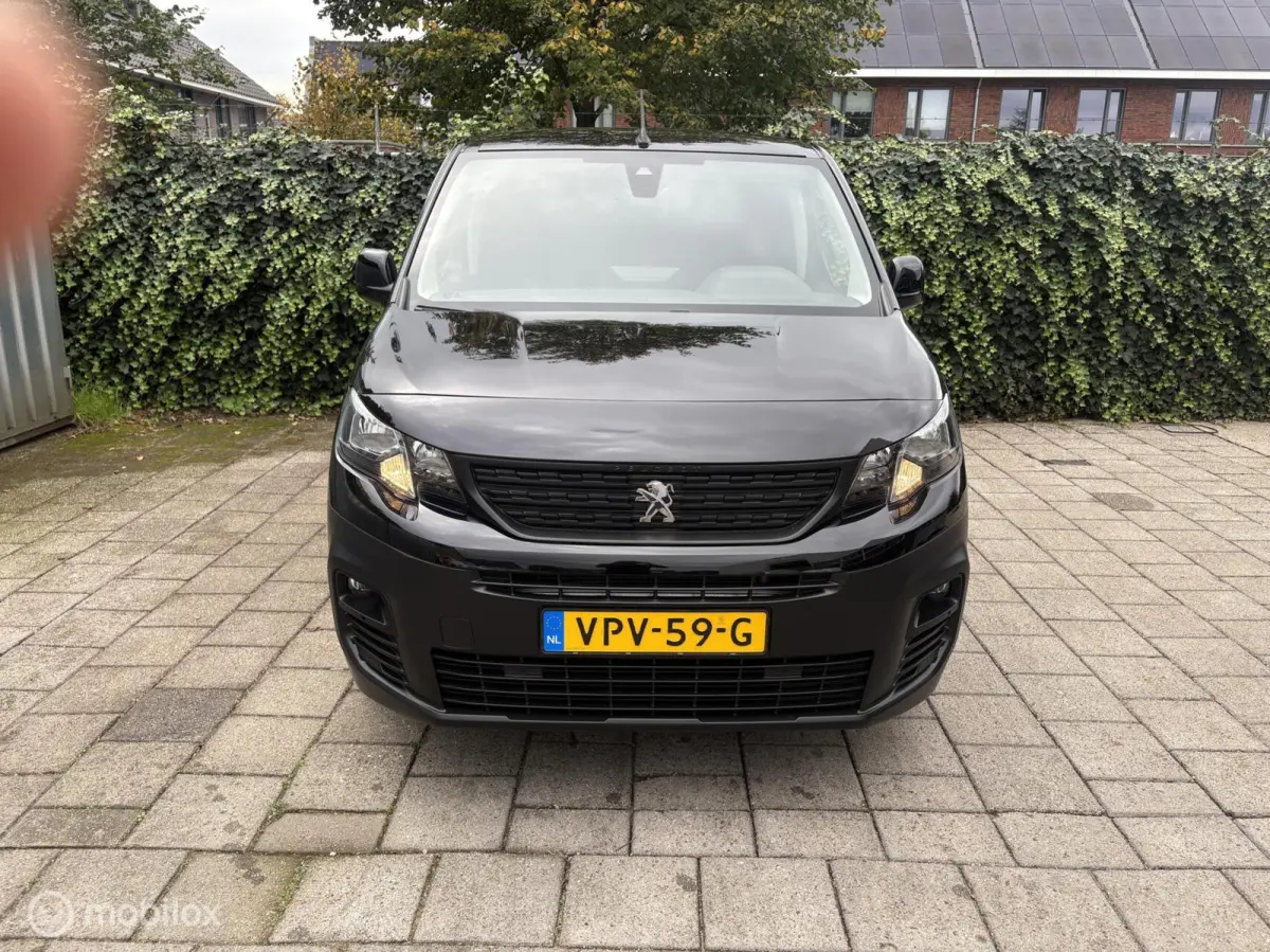 bestel 1.5 BlueHDI Premium