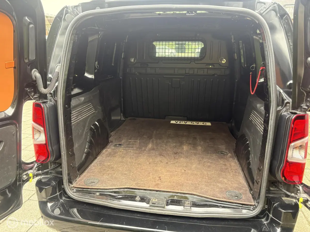 bestel 1.5 BlueHDI Premium