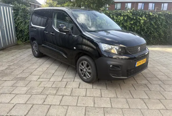 bestel 1.5 BlueHDI Premium
