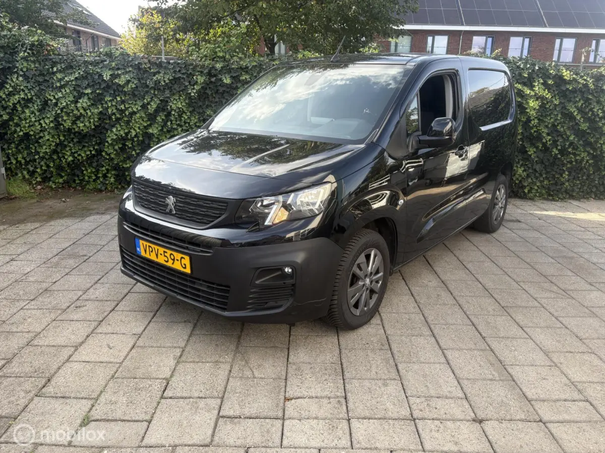 bestel 1.5 BlueHDI Premium