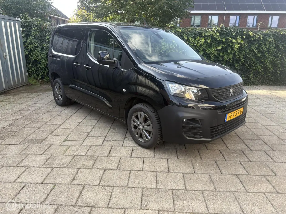 bestel 1.5 BlueHDI Premium