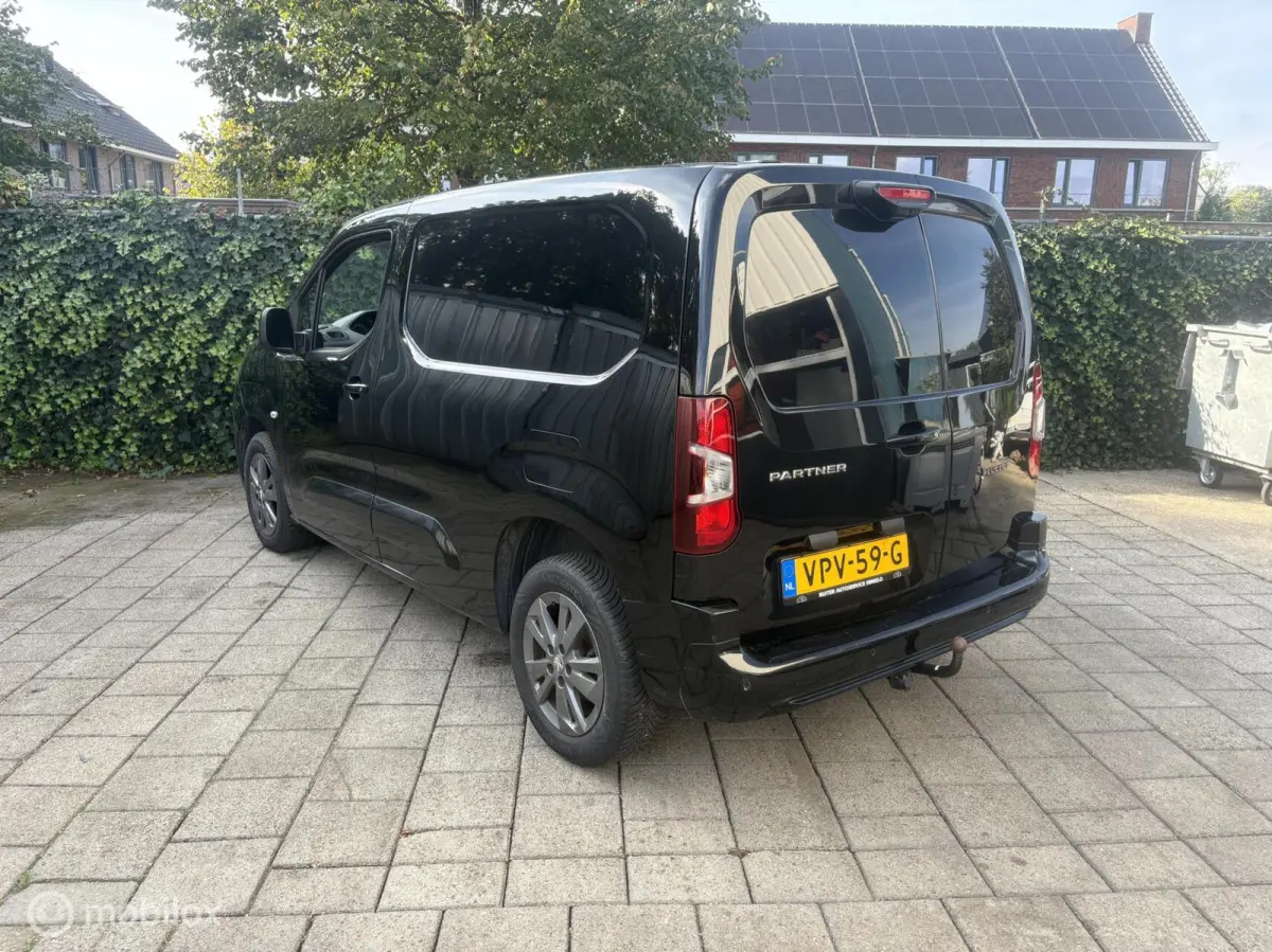 bestel 1.5 BlueHDI Premium