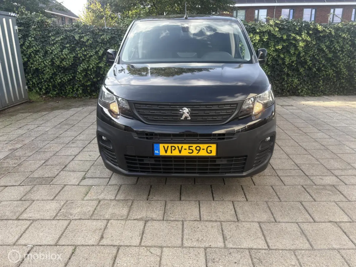 bestel 1.5 BlueHDI Premium