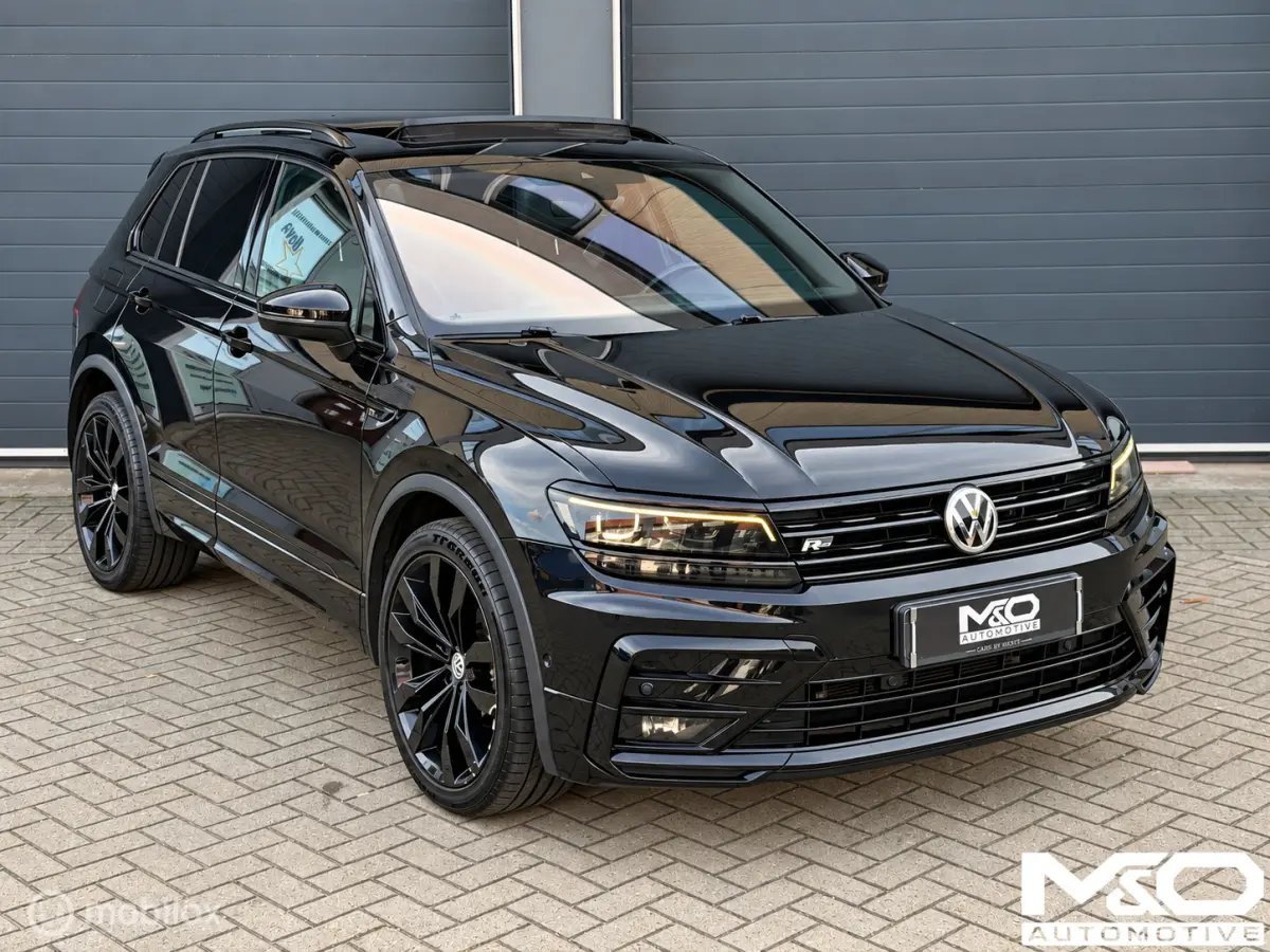 1.5 TSI ACT R-line | PANO | VIRTUAL | DYNAUDIO