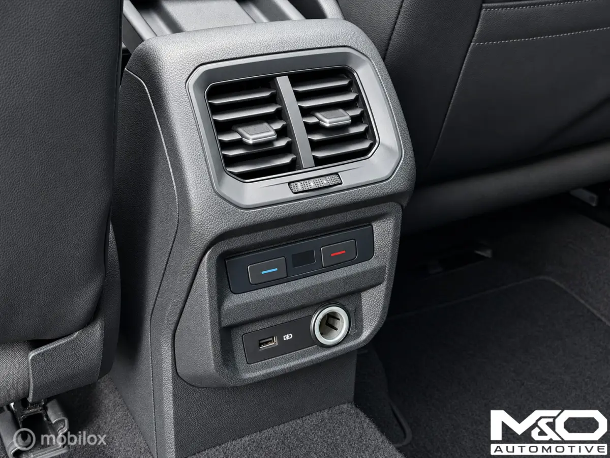 1.5 TSI ACT R-line | PANO | VIRTUAL | DYNAUDIO