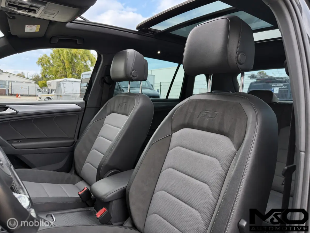 1.5 TSI ACT R-line | PANO | VIRTUAL | DYNAUDIO