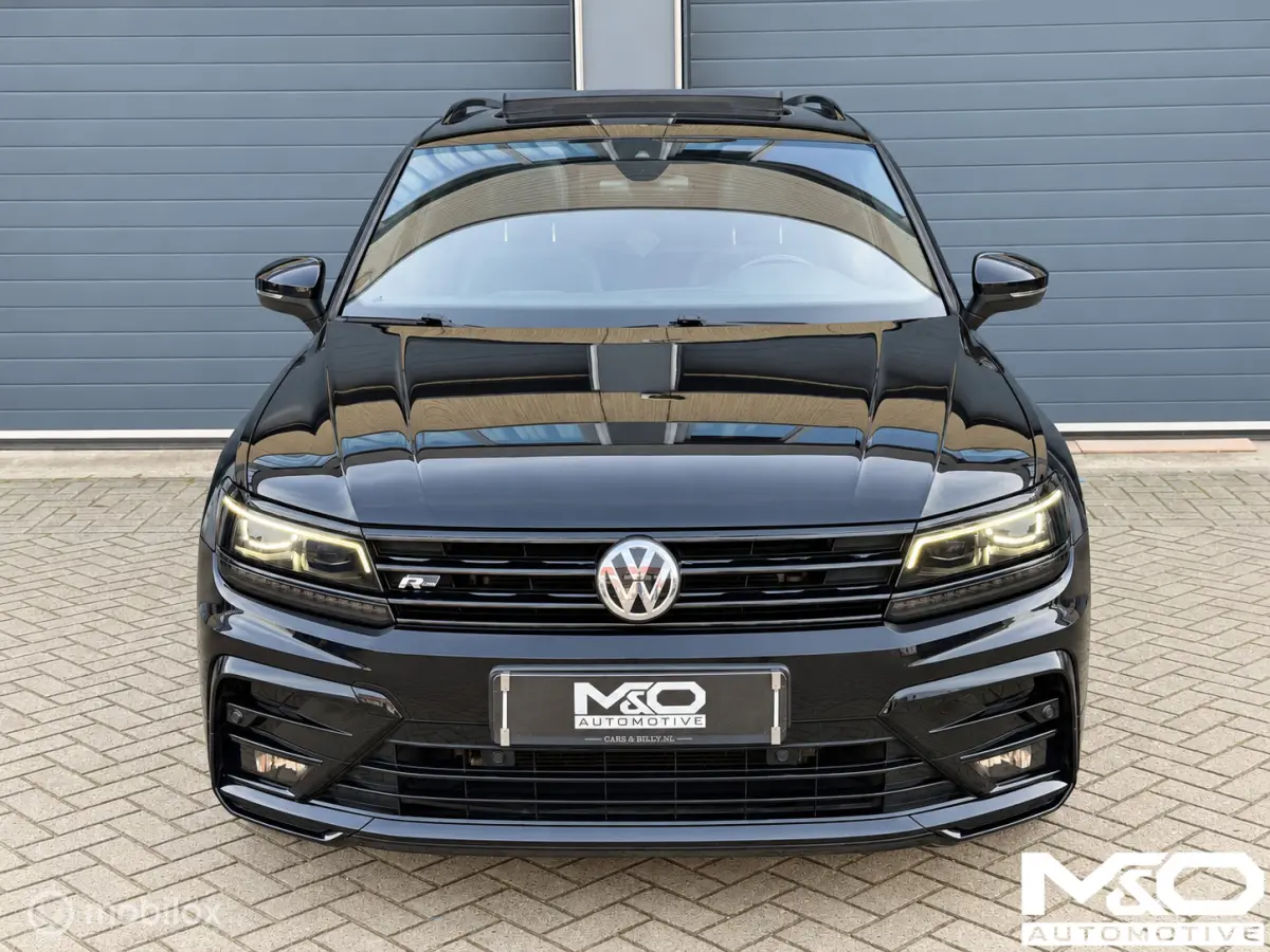 1.5 TSI ACT R-line | PANO | VIRTUAL | DYNAUDIO