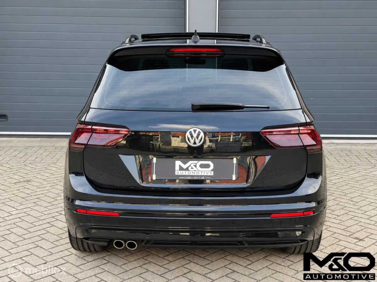 1.5 TSI ACT R-line | PANO | VIRTUAL | DYNAUDIO