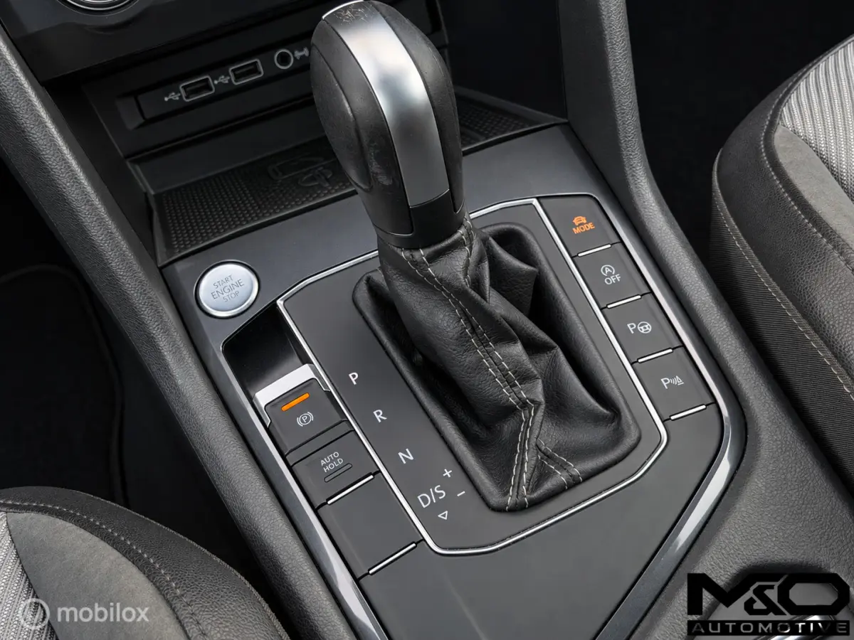 1.5 TSI ACT R-line | PANO | VIRTUAL | DYNAUDIO