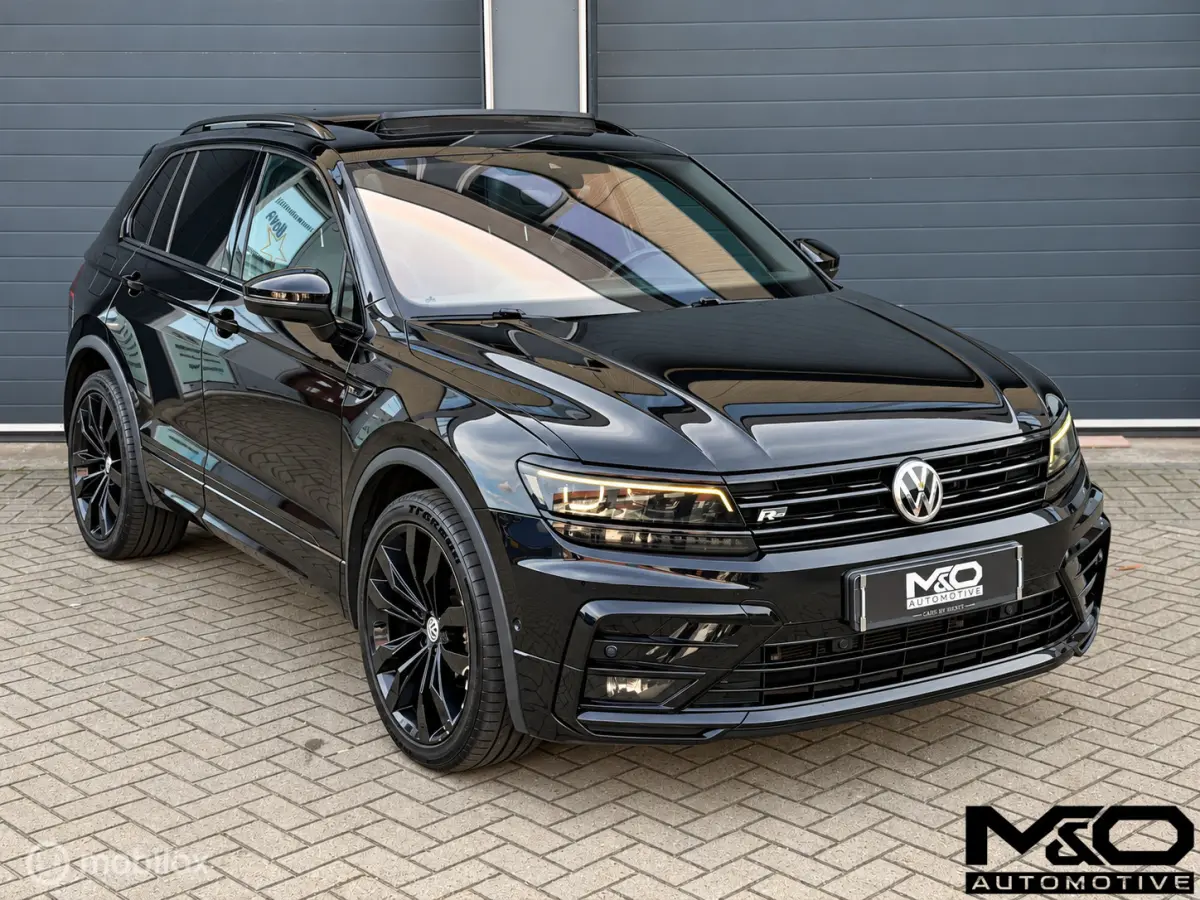 1.5 TSI ACT R-line | PANO | VIRTUAL | DYNAUDIO