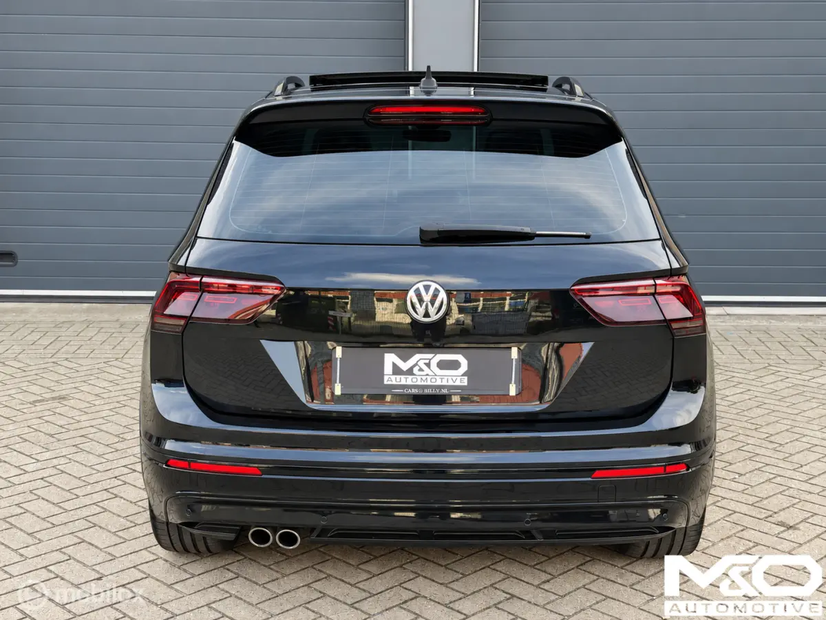 1.5 TSI ACT R-line | PANO | VIRTUAL | DYNAUDIO