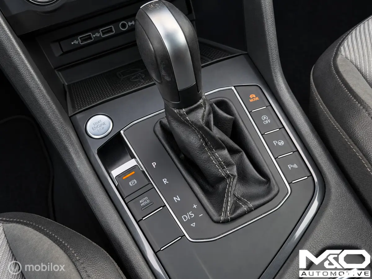 1.5 TSI ACT R-line | PANO | VIRTUAL | DYNAUDIO