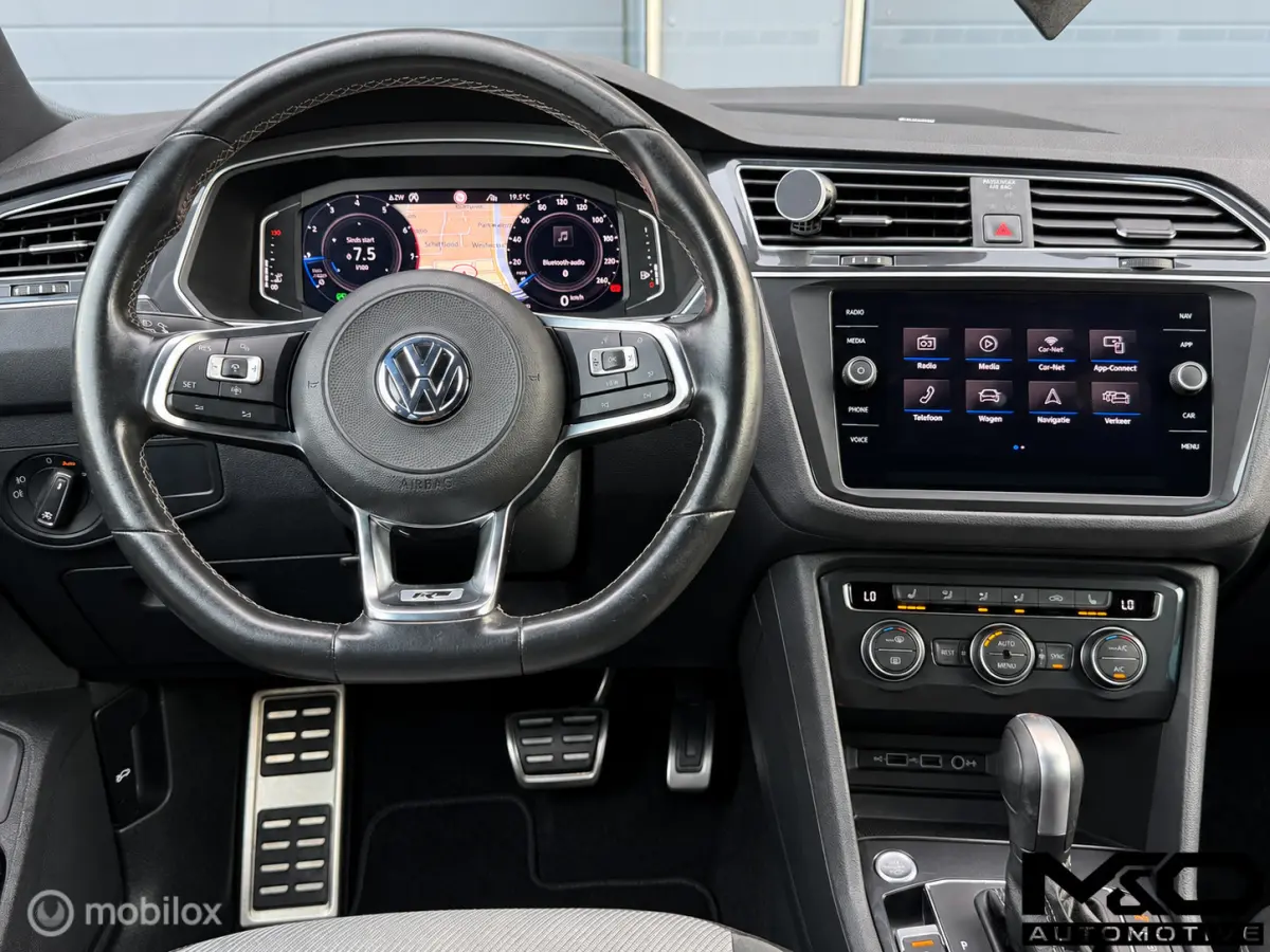 1.5 TSI ACT R-line | PANO | VIRTUAL | DYNAUDIO