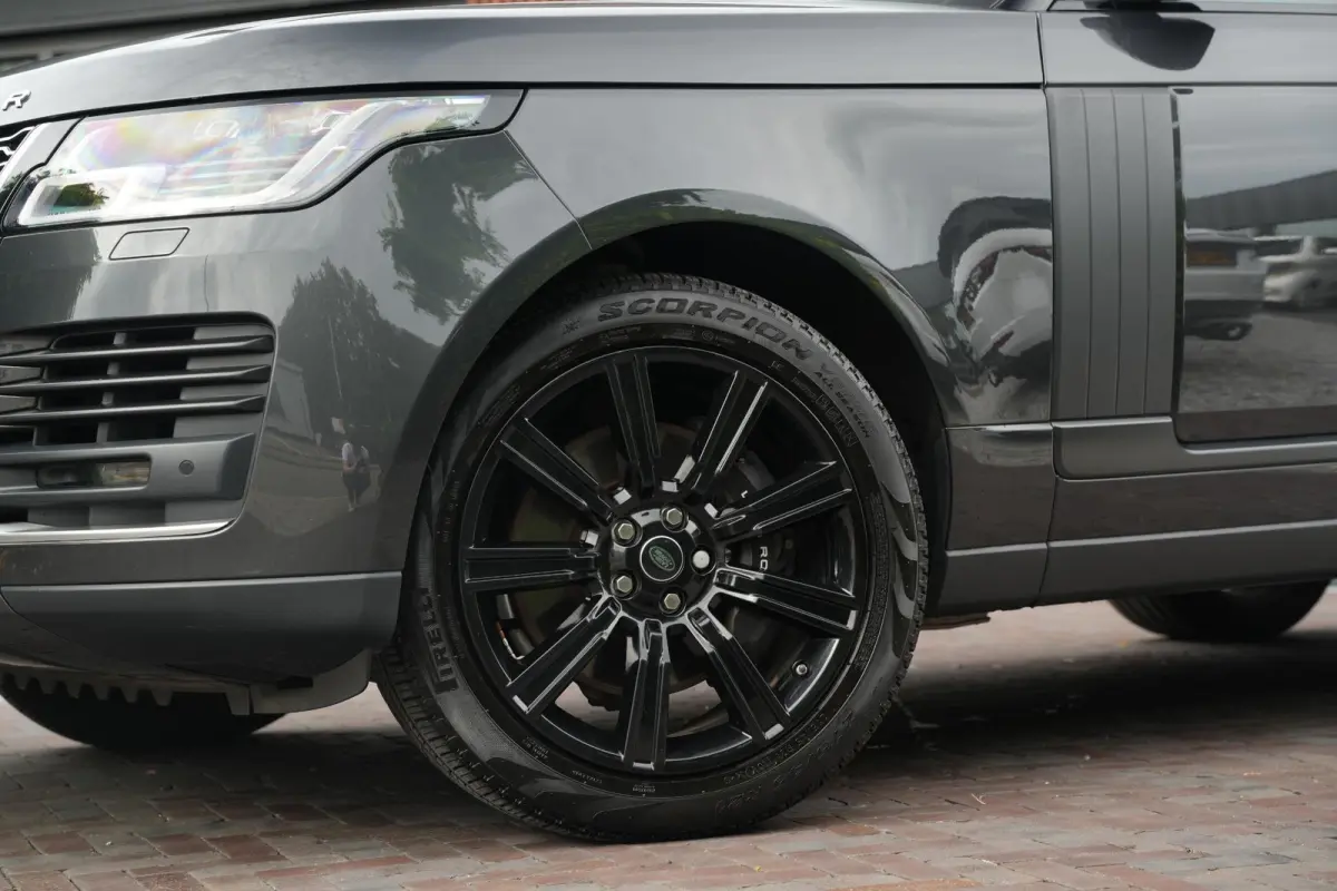 5.0 V8 SC Autobiography