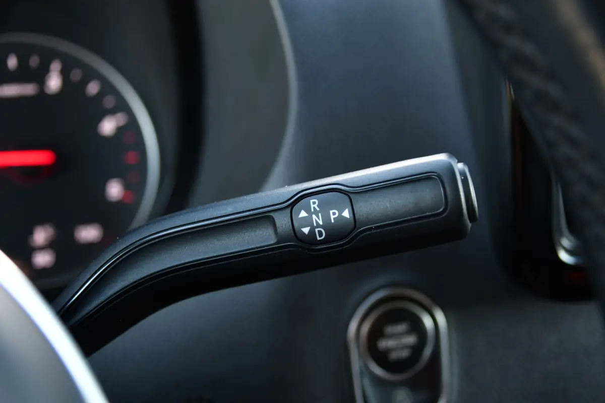 319 3.0 CDI L2H1 DC Black Edition FULL OPTIONS! 360 Camera, Adaptieve Cruise, LED, 2 x Stoelverwarming, Standkacel, Autmaat, 10,5'' Mbux, Sensoren, Uniek!