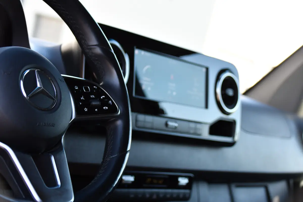 319 3.0 CDI L2H1 DC Black Edition FULL OPTIONS! 360 Camera, Adaptieve Cruise, LED, 2 x Stoelverwarming, Standkacel, Autmaat, 10,5'' Mbux, Sensoren, Uniek!