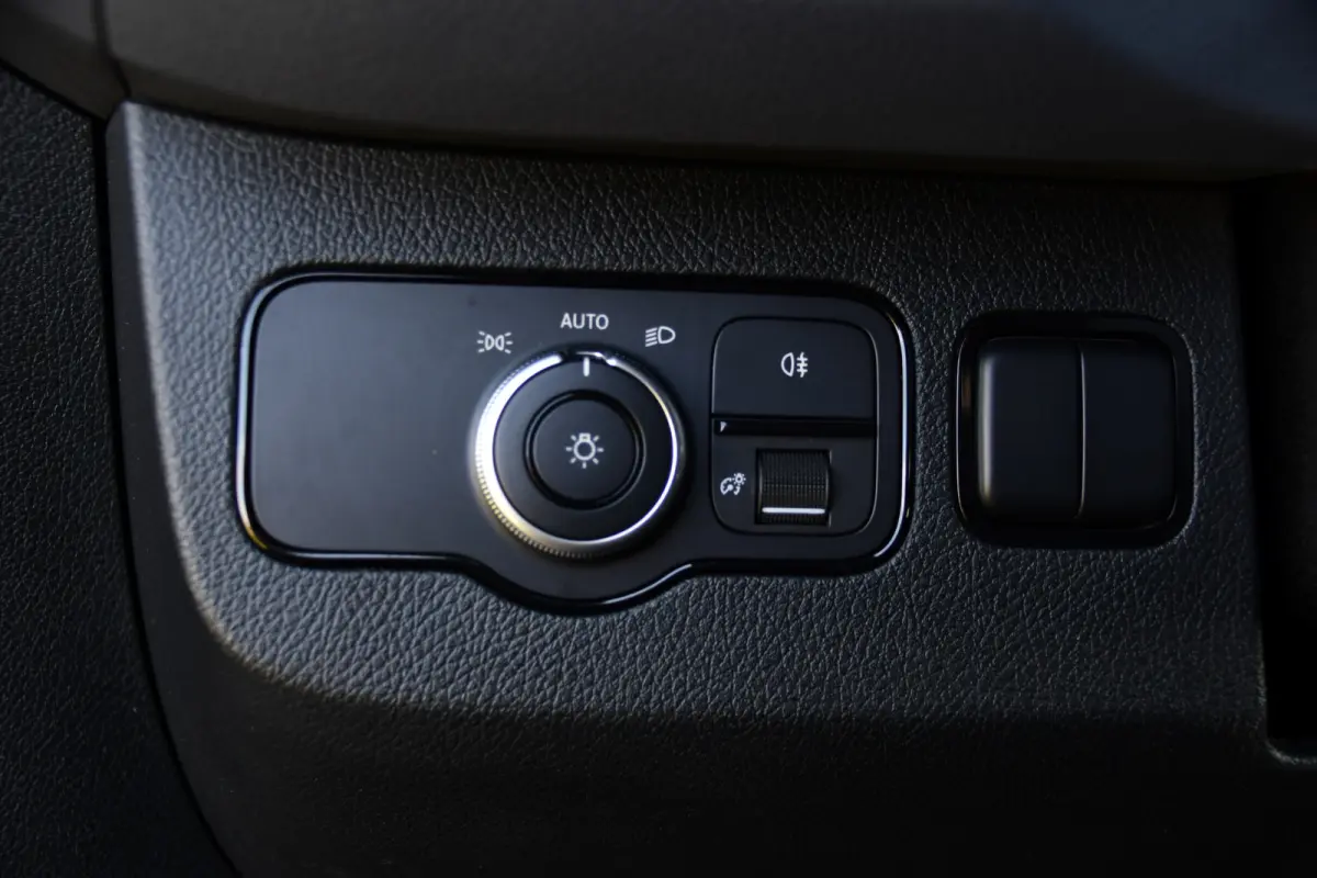 319 3.0 CDI L2H1 DC Black Edition FULL OPTIONS! 360 Camera, Adaptieve Cruise, LED, 2 x Stoelverwarming, Standkacel, Autmaat, 10,5'' Mbux, Sensoren, Uniek!