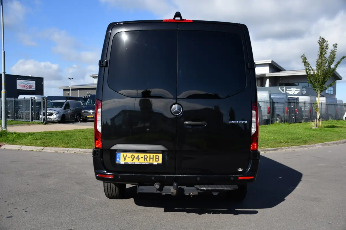 319 3.0 CDI L2H1 DC Black Edition FULL OPTIONS! 360 Camera, Adaptieve Cruise, LED, 2 x Stoelverwarming, Standkacel, Autmaat, 10,5'' Mbux, Sensoren, Uniek!
