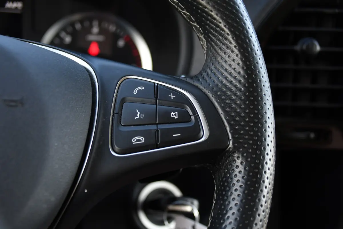 190pk CDI L3 DC PB Edition Camera, Cruise, Carplay, LED, 2 x Schuifdeur, Automaat, Multimedia, Leder, Uniek!