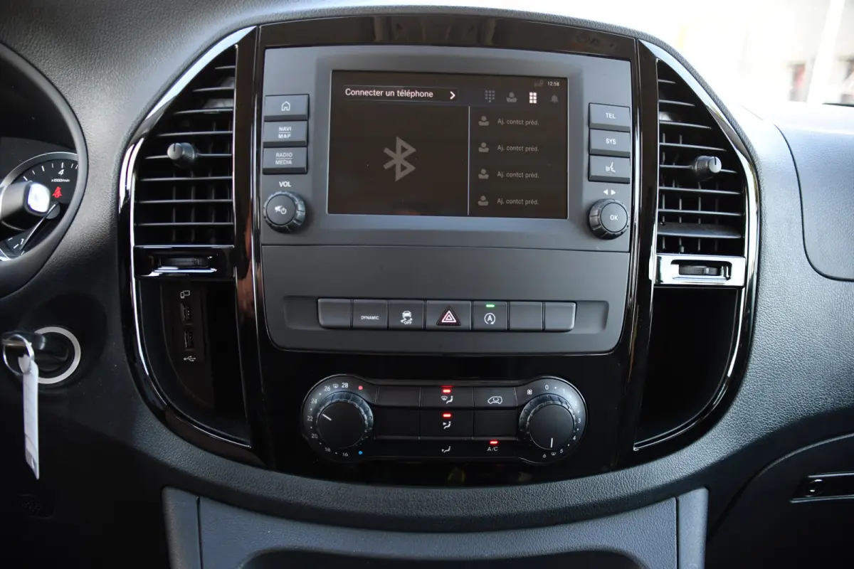 190pk CDI L3 DC PB Edition Camera, Cruise, Carplay, LED, 2 x Schuifdeur, Automaat, Multimedia, Leder, Uniek!