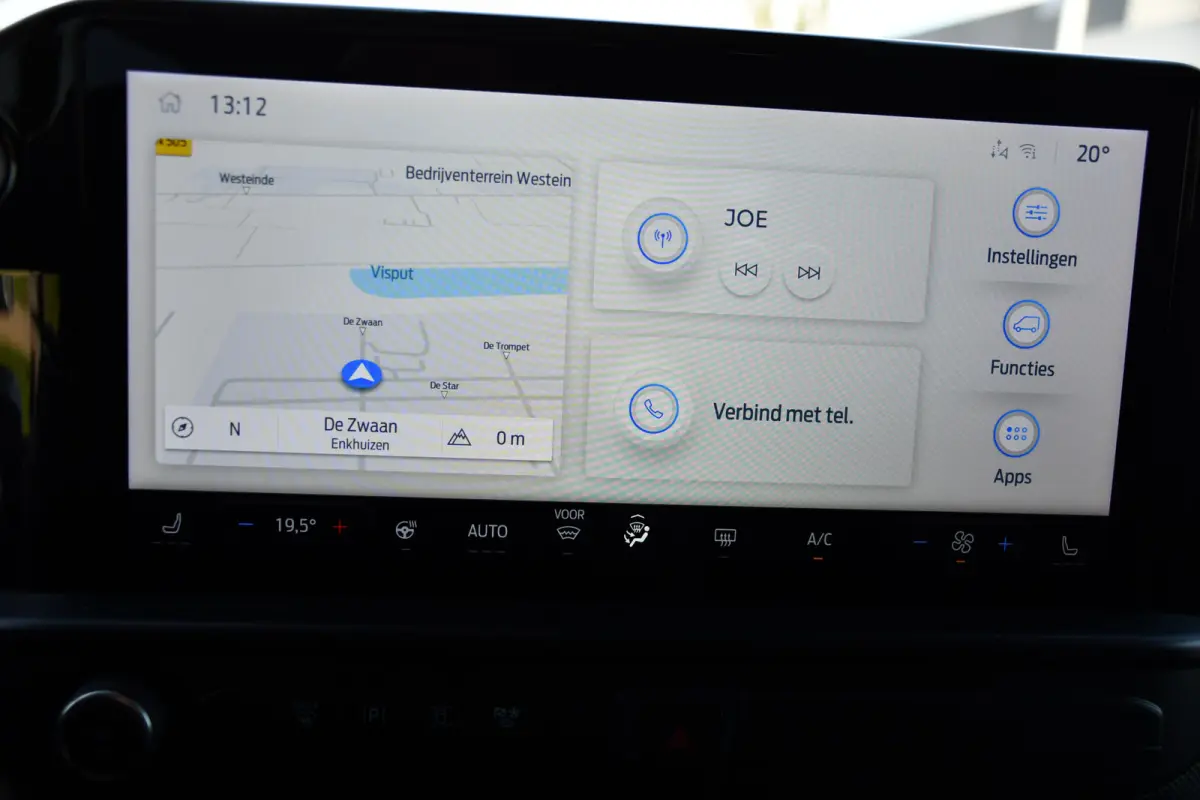300 2.0 TDCI L1H1 DC Limited PB Edition Adaptieve Cruise, Camera, Carplay, LED, Stoelverwarming, 2 x Schuifdeur, Automaat, Stuurverwarming, Trekhaak, 170pk, Uniek!