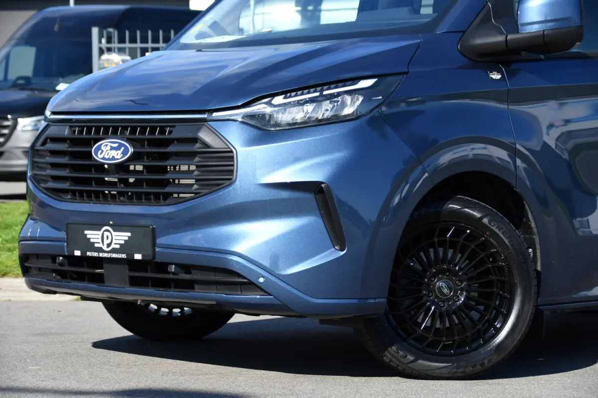 300 2.0 TDCI L1H1 DC Limited PB Edition Adaptieve Cruise, Camera, Carplay, LED, Stoelverwarming, 2 x Schuifdeur, Automaat, Stuurverwarming, Trekhaak, 170pk, Uniek!